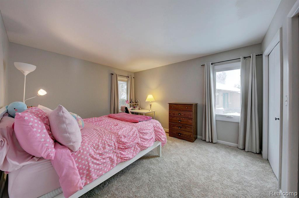 567 PARK Place, Saline, MI 48176 — Photo 15