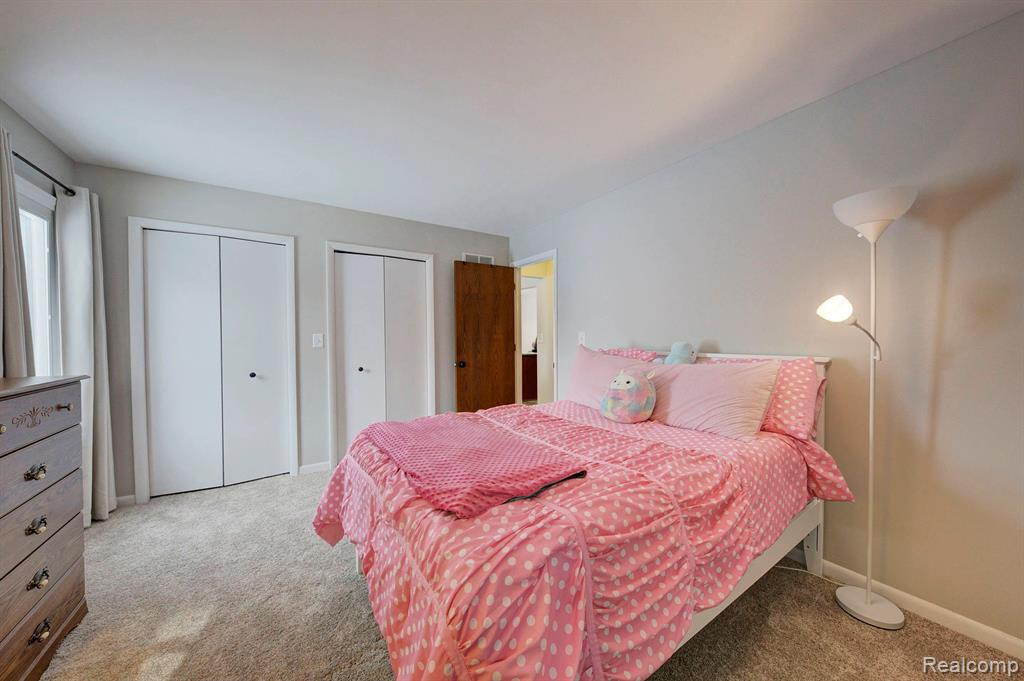 567 PARK Place, Saline, MI 48176 — Photo 16