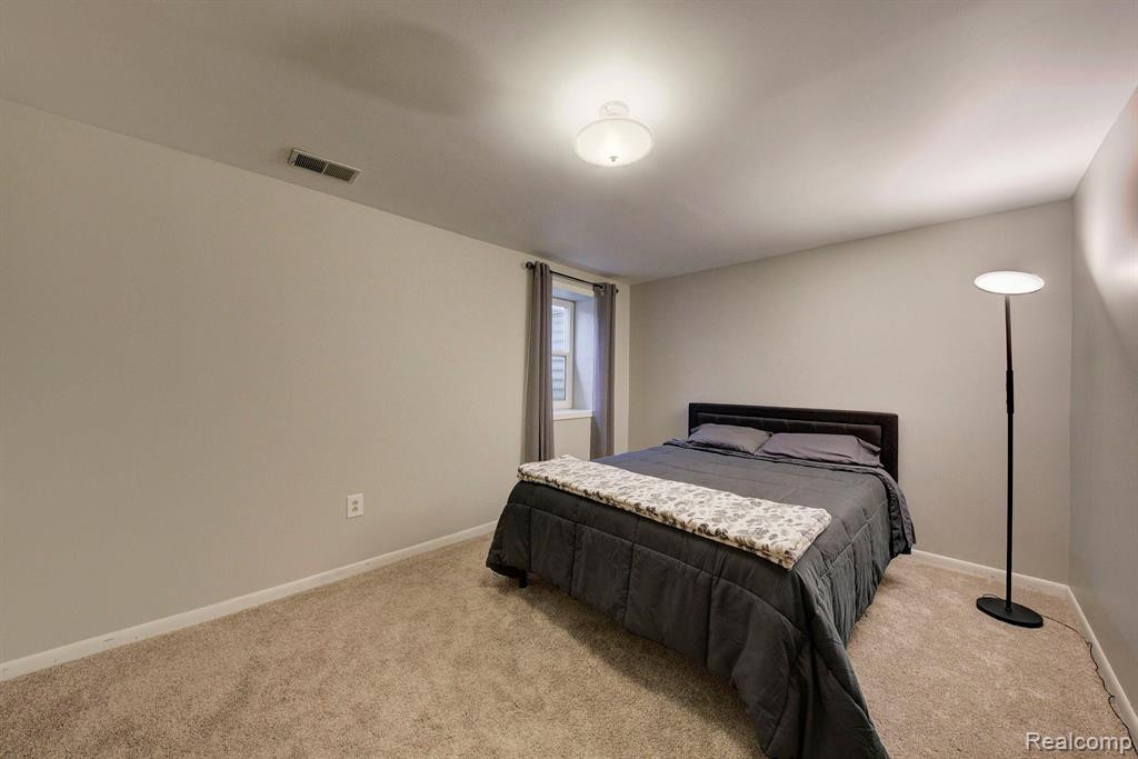 567 PARK Place, Saline, MI 48176 — Photo 22