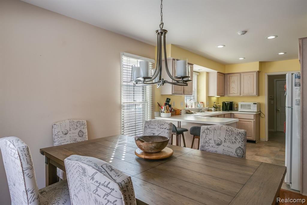 7519 Green Meadow Lane, Canton, MI 48187 — Photo 5