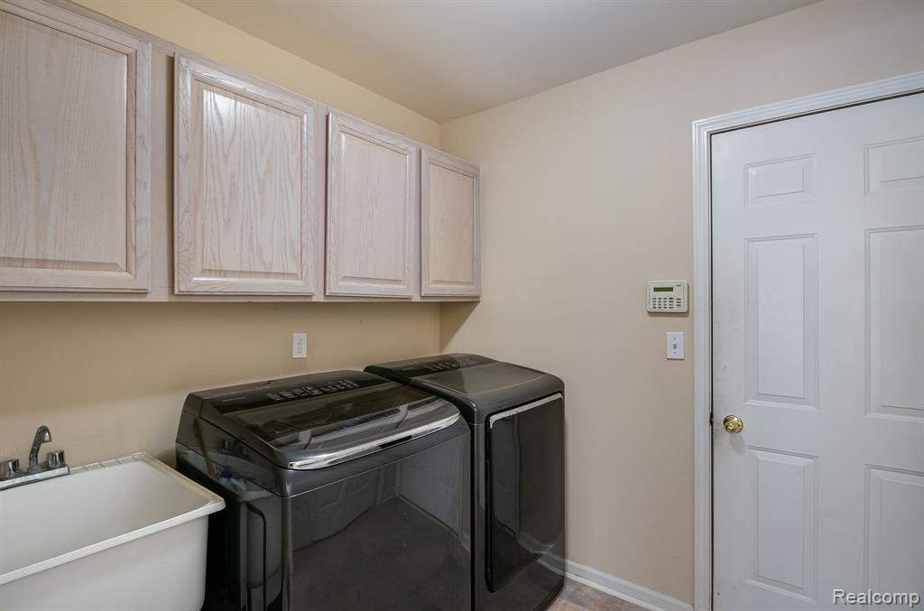 7519 Green Meadow Lane, Canton, MI 48187 — Photo 14