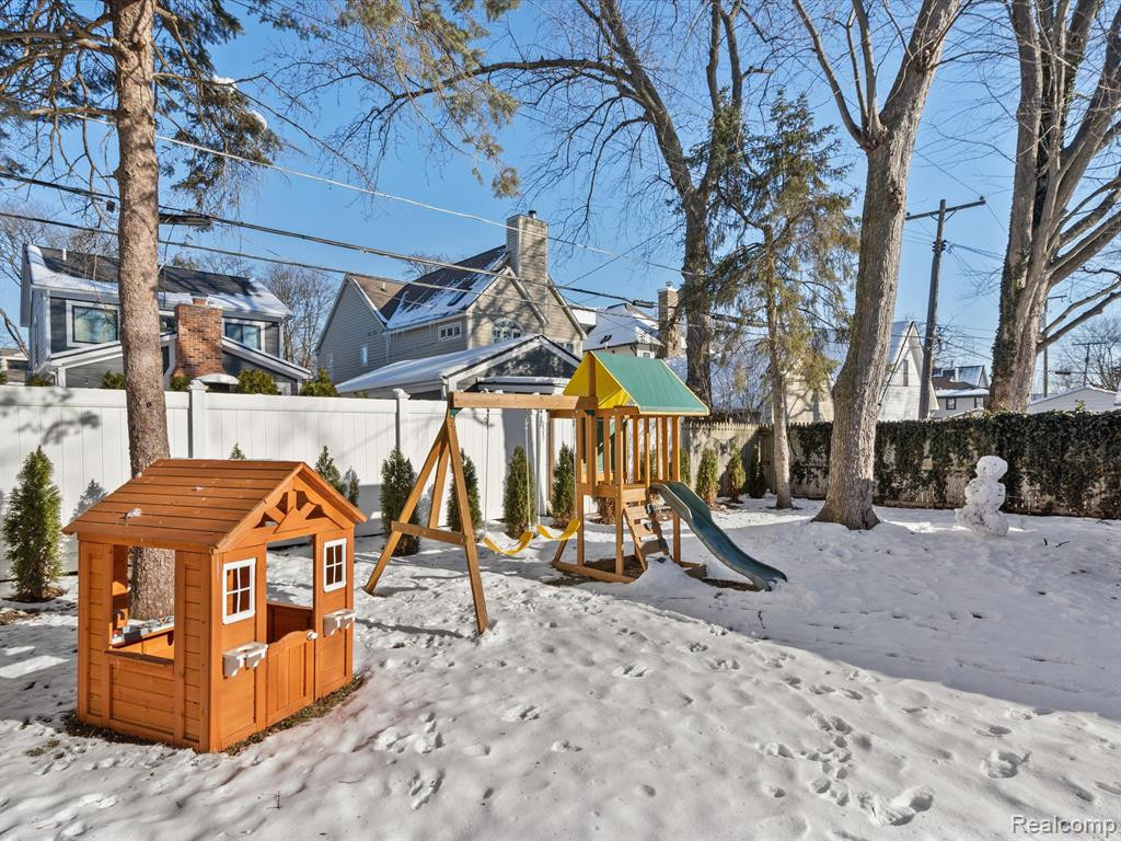 551 Bird Avenue, Birmingham, MI 48009 — Photo 31