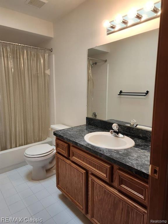 53245 ELYSIA Drive, Chesterfield, MI — Photo 23