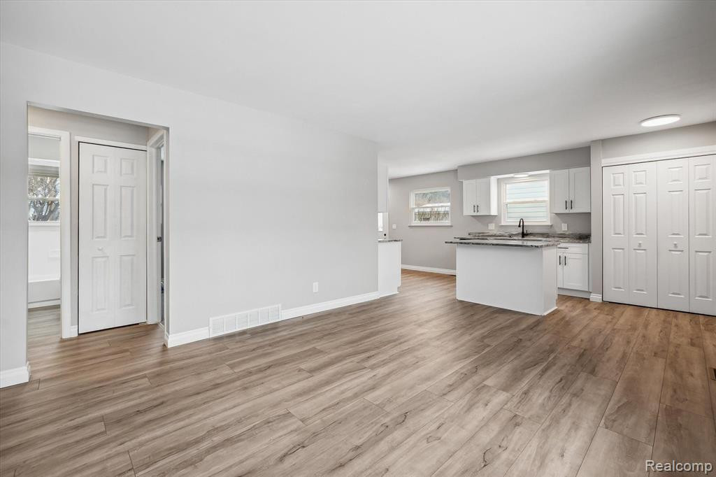 2867 MARSHALL Street, Ann Arbor, MI 48108 — Photo 7