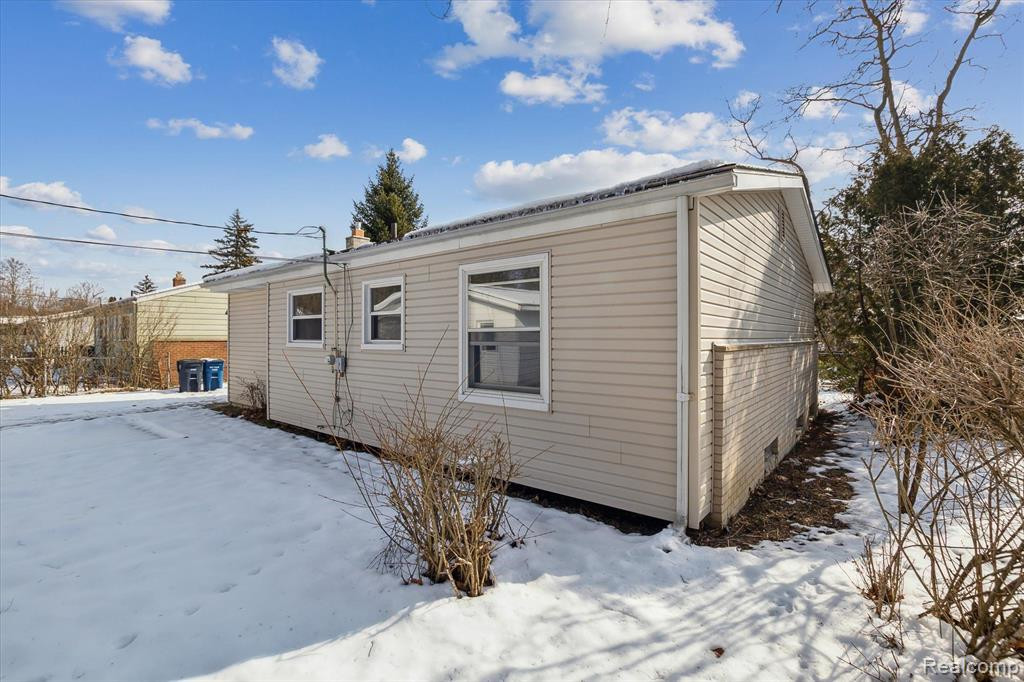 2867 MARSHALL Street, Ann Arbor, MI 48108 — Photo 22
