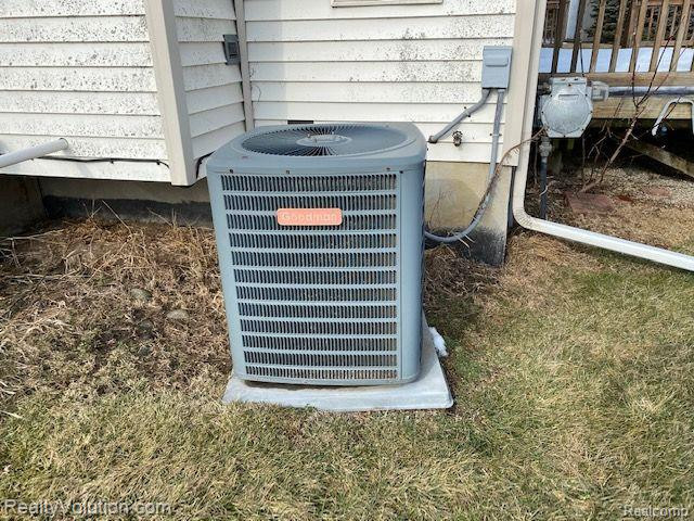 4203 S MILL Road, Dryden, MI 48428 — Photo 3