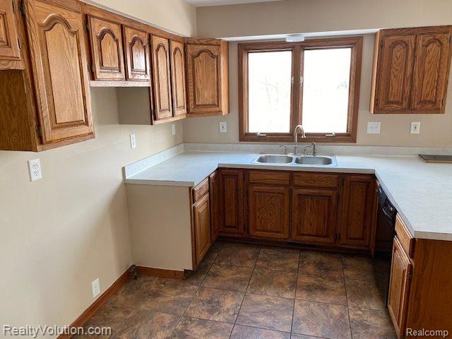 4203 S MILL Road, Dryden, MI 48428 — Photo 10