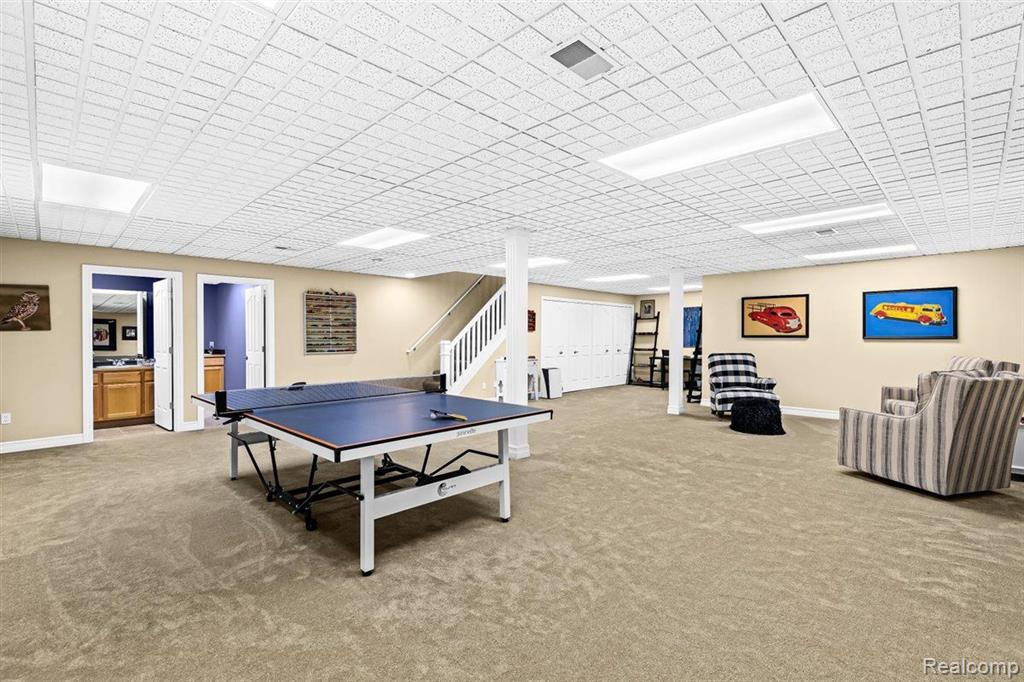 10197 CLARKSHIRE Court, South Lyon, MI 48178 — Photo 24