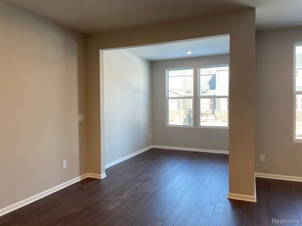 4837 GLENORA Drive, Lake Orion, MI — Photo 5