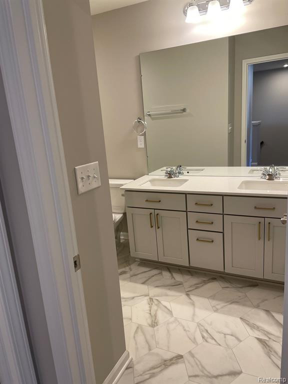4837 GLENORA Drive, Lake Orion, MI — Photo 9