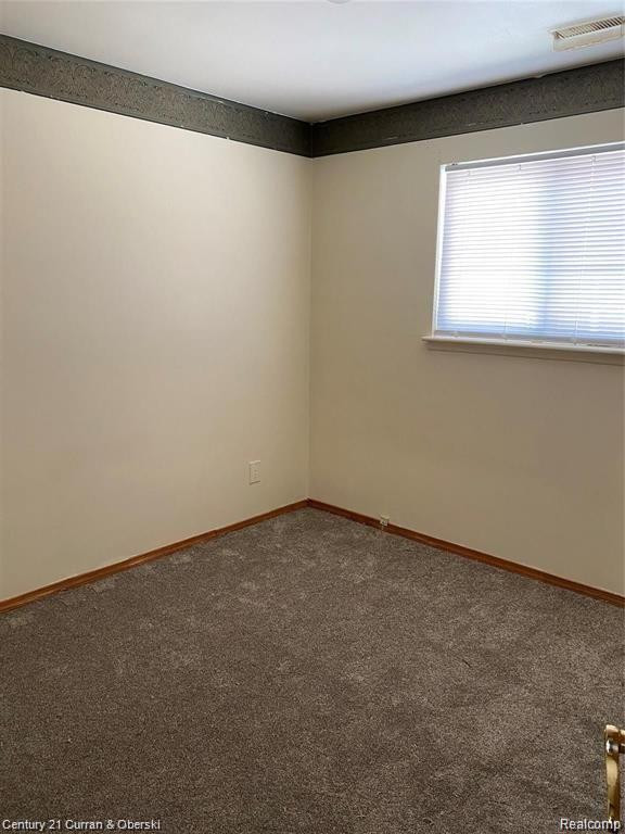 6130 WHITEFIELD Street, Dearborn Heights, MI 48127 — Photo 5