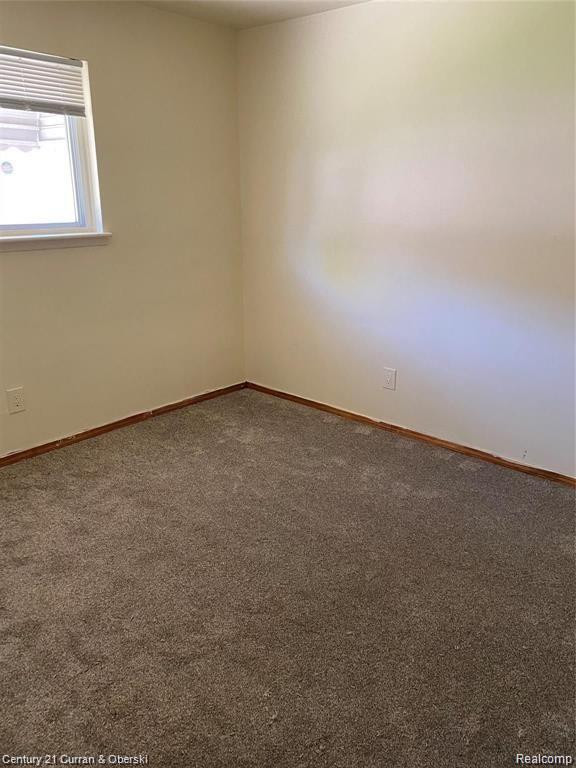 6130 WHITEFIELD Street, Dearborn Heights, MI 48127 — Photo 7
