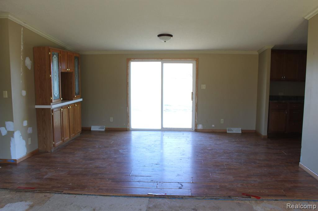 18247 EAST Road, New Lothrop, MI 48460 — Photo 4