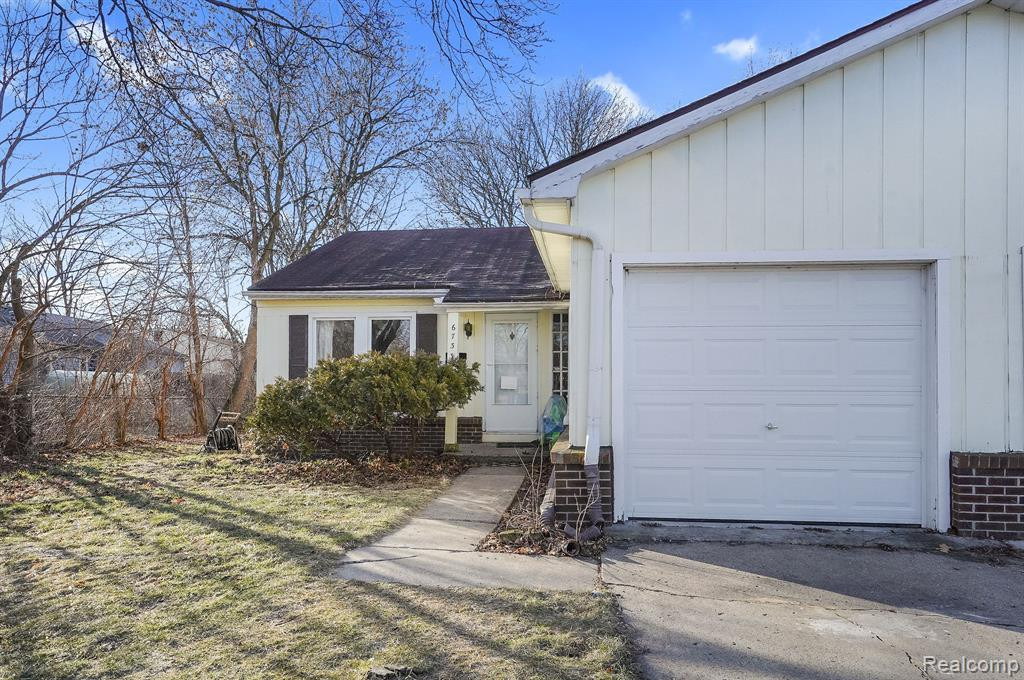 6733 Ardsley Drive, Canton, MI 48187 — Photo 4