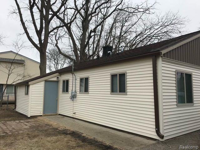 3555 OAKWOOD Street, Ann Arbor, MI 48104 — Photo 2