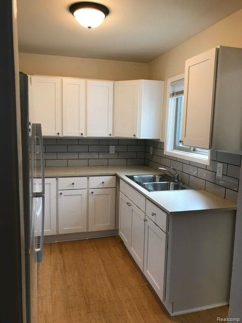 3555 OAKWOOD Street, Ann Arbor, MI 48104 — Photo 3