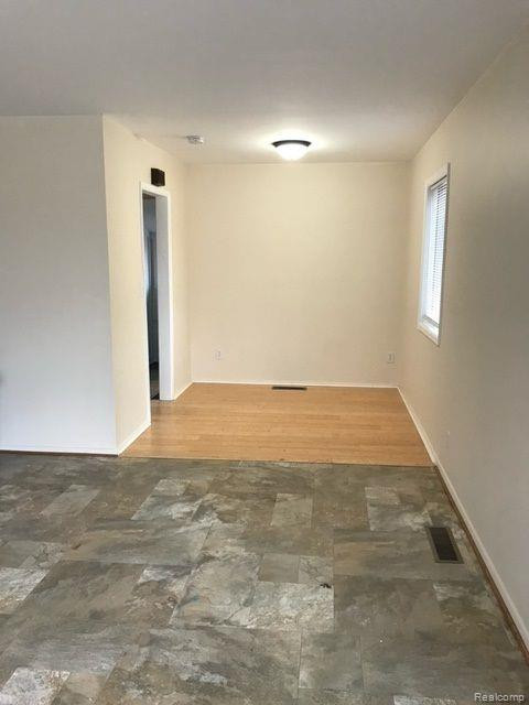 3555 OAKWOOD Street, Ann Arbor, MI 48104 — Photo 6