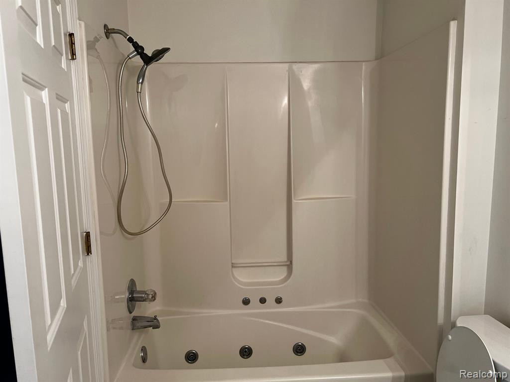 17437 GATEWAY Circle, Southfield, MI 48075 — Photo 18