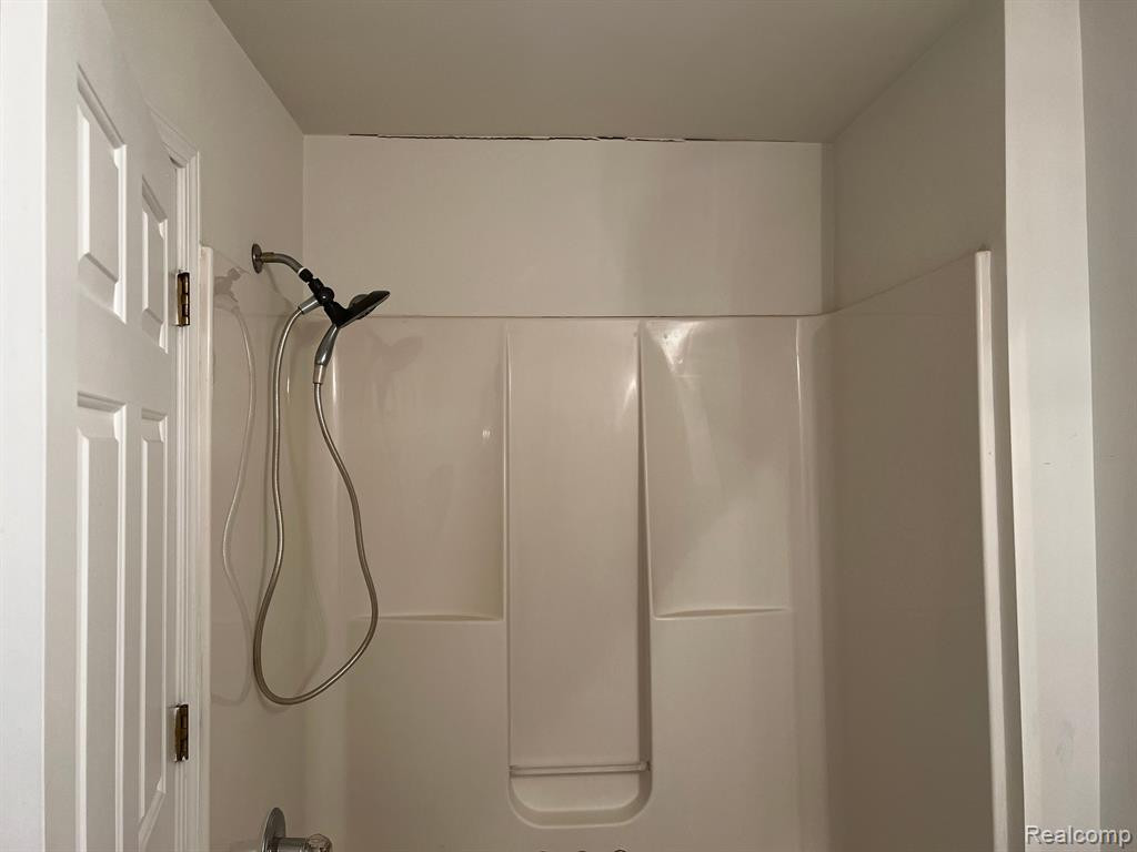 17437 GATEWAY Circle, Southfield, MI 48075 — Photo 19