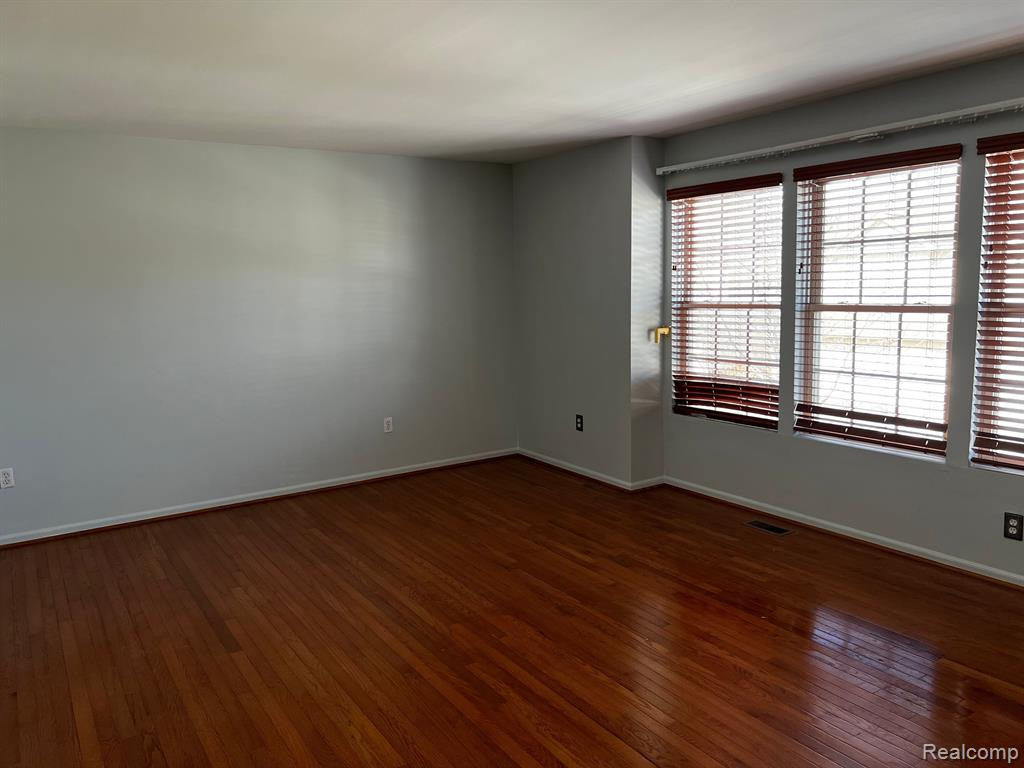 17437 GATEWAY Circle, Southfield, MI 48075 — Photo 27