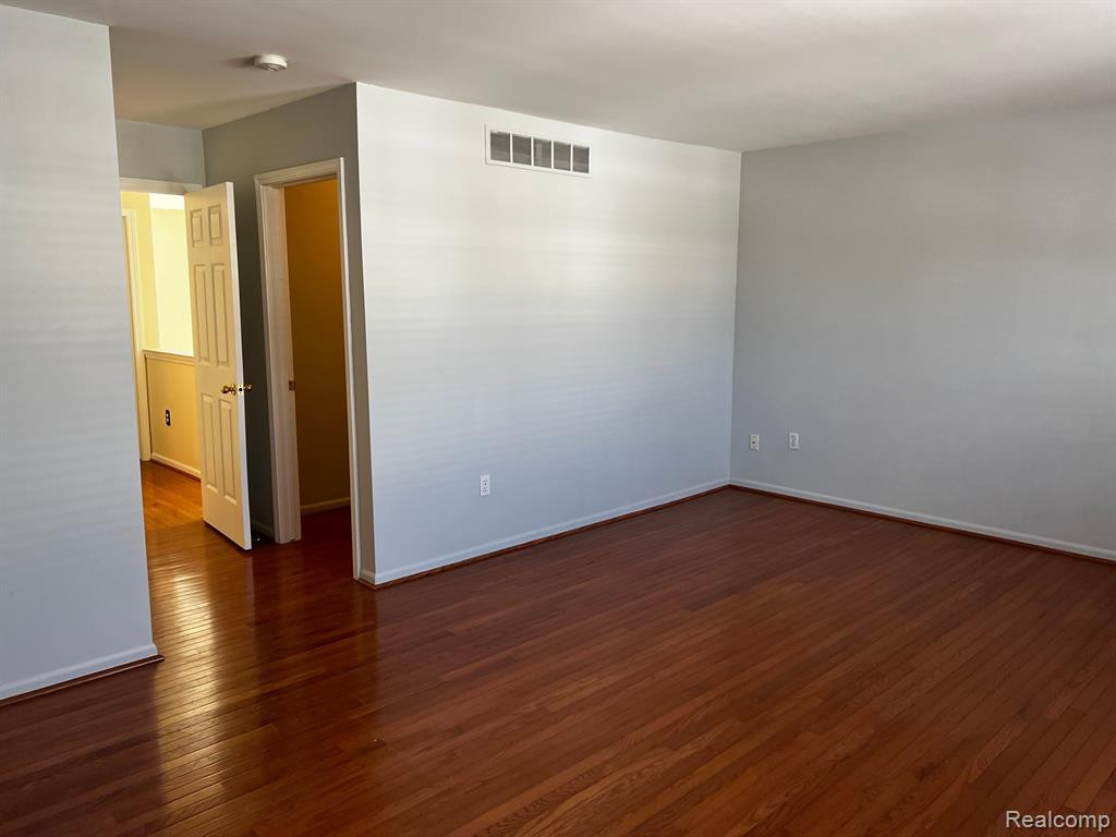 17437 GATEWAY Circle, Southfield, MI 48075 — Photo 29