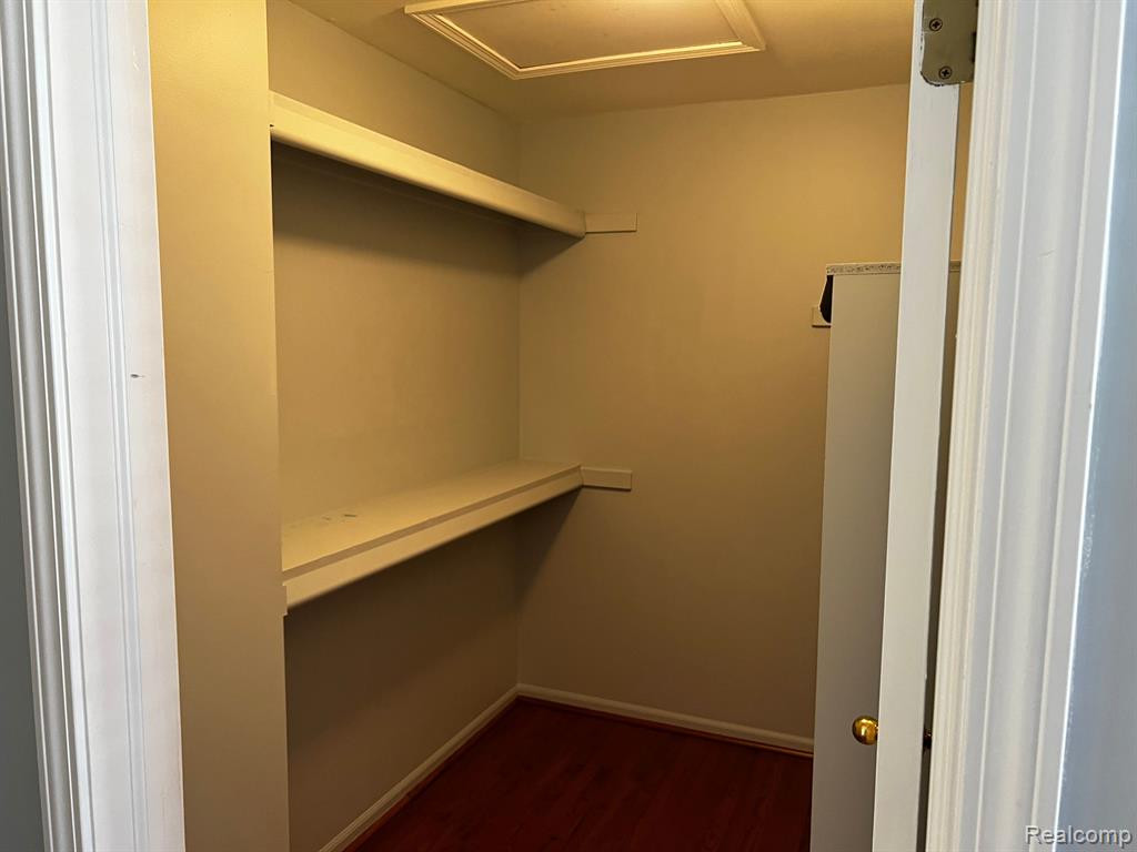 17437 GATEWAY Circle, Southfield, MI 48075 — Photo 37