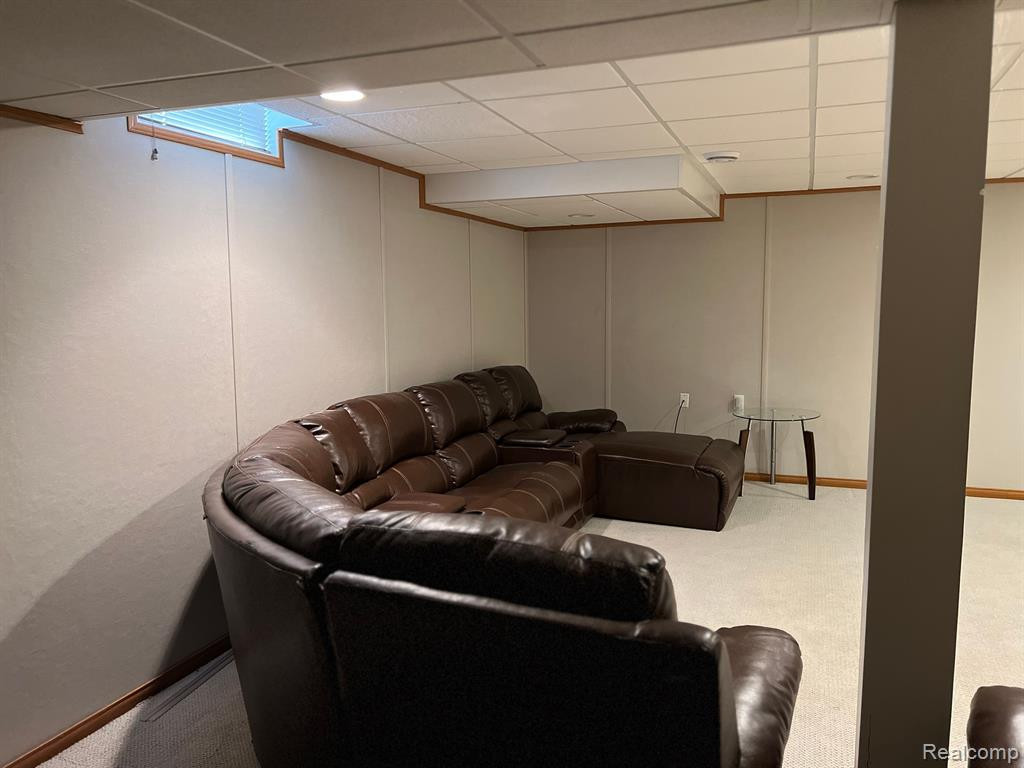 17437 GATEWAY Circle, Southfield, MI 48075 — Photo 53