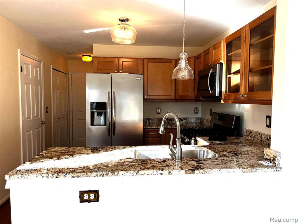 17437 GATEWAY Circle, Southfield, MI 48075 — Photo 61