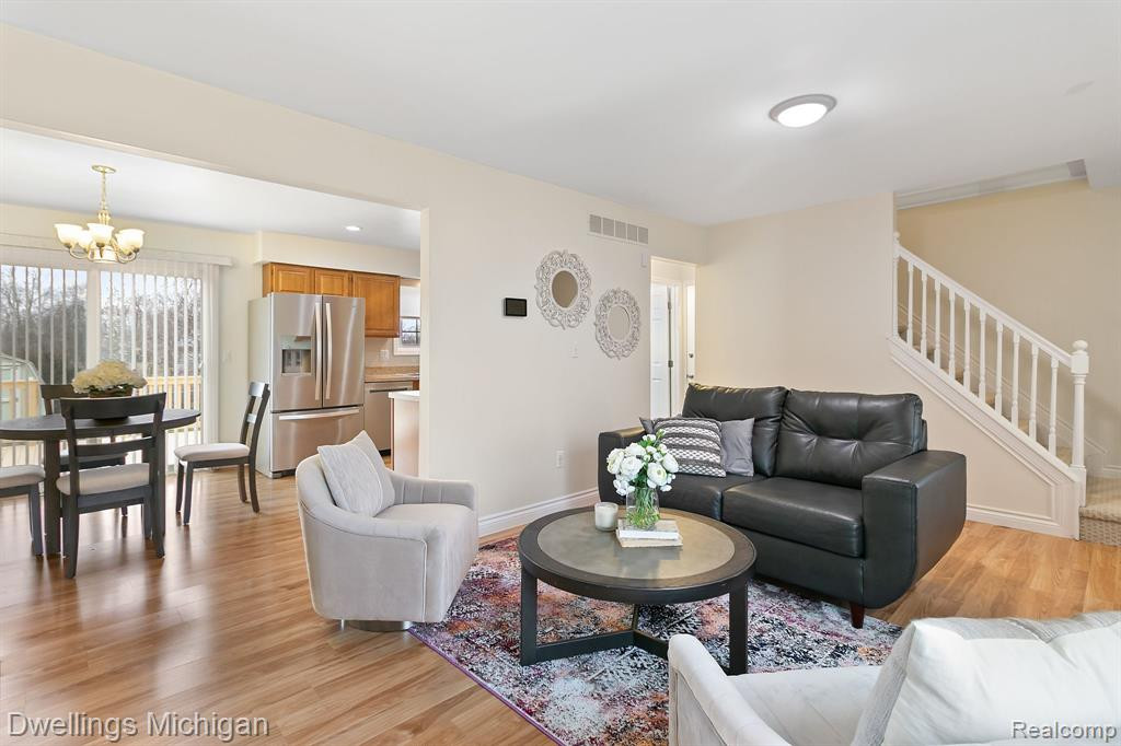 1427 WILLARD Drive, Canton, MI 48187 — Photo 3
