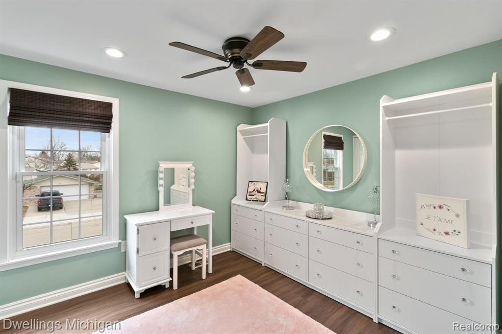 1427 WILLARD Drive, Canton, MI 48187 — Photo 11