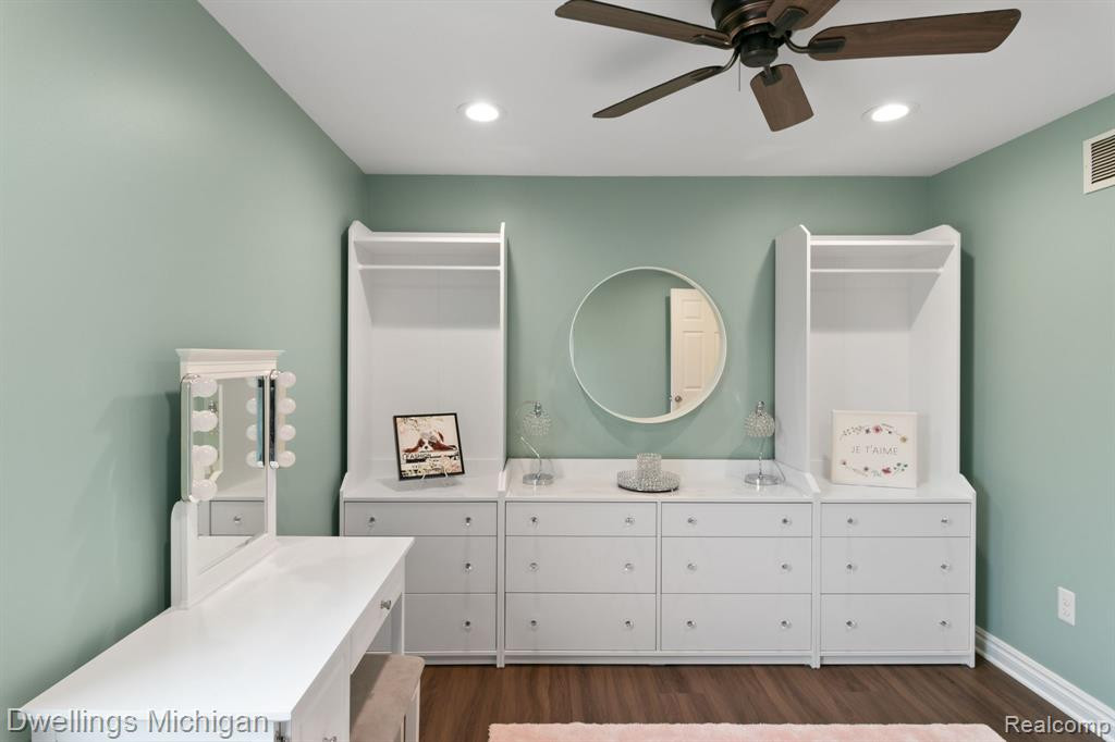 1427 WILLARD Drive, Canton, MI 48187 — Photo 12
