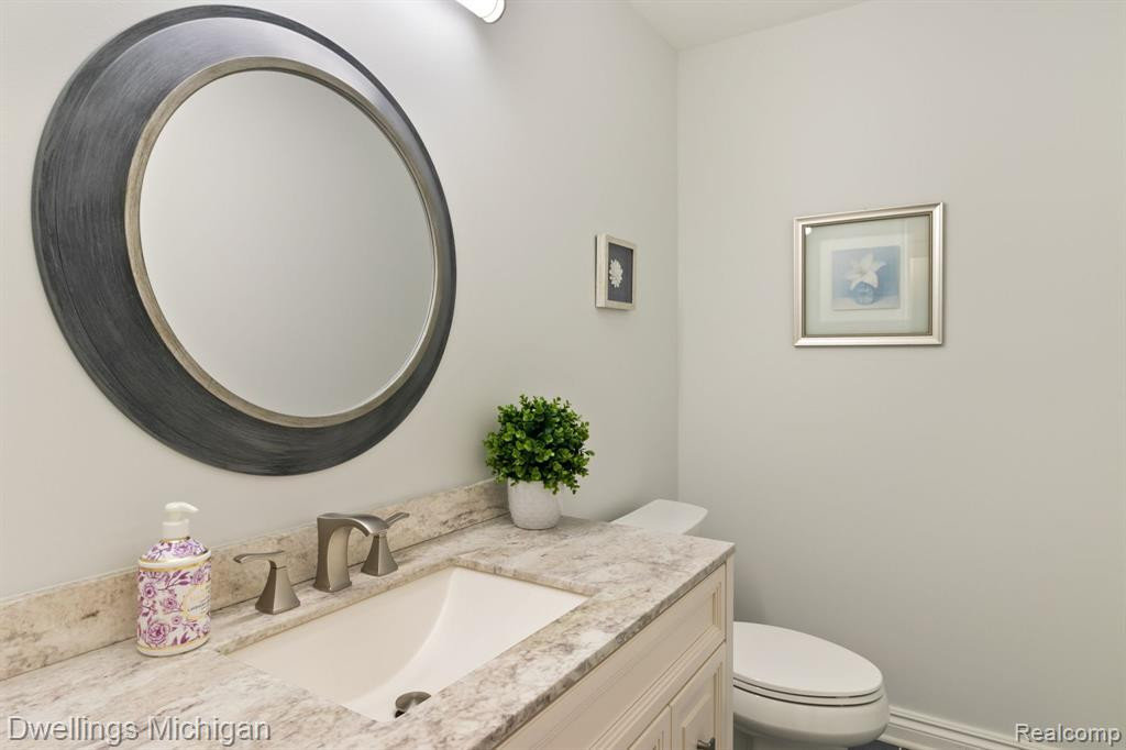 1427 WILLARD Drive, Canton, MI 48187 — Photo 15