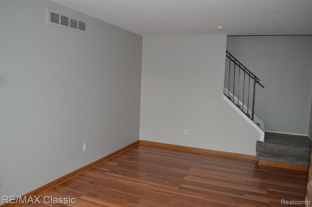 41029 SOUTHWIND Drive, Canton, MI 48188 — Photo 5