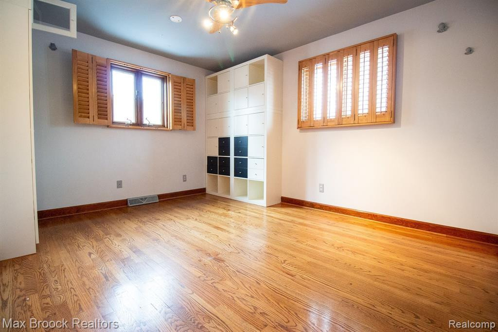 4645 Claudia Drive, Waterford, MI 48328 — Photo 26