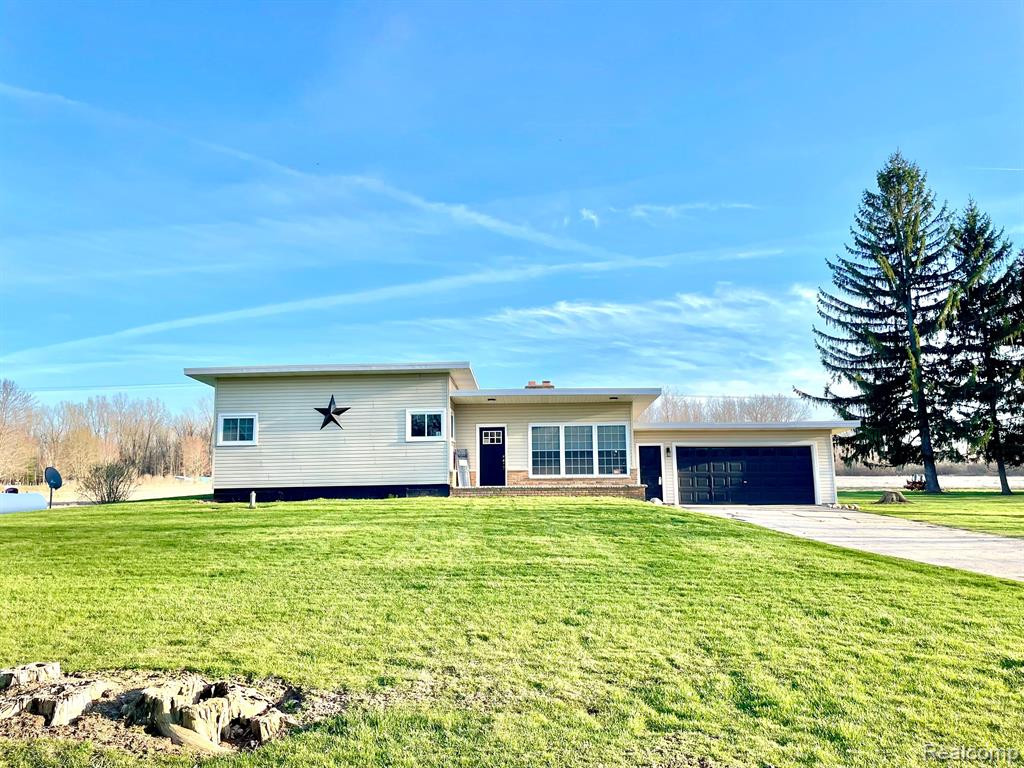 2550 DUCKER Road, North Branch, MI 48461 — front exterior
