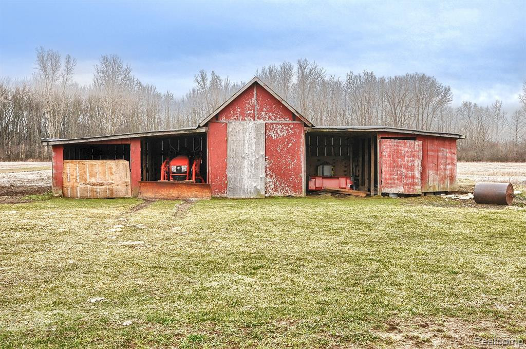 2550 DUCKER Road, North Branch, MI 48461 — Photo 57