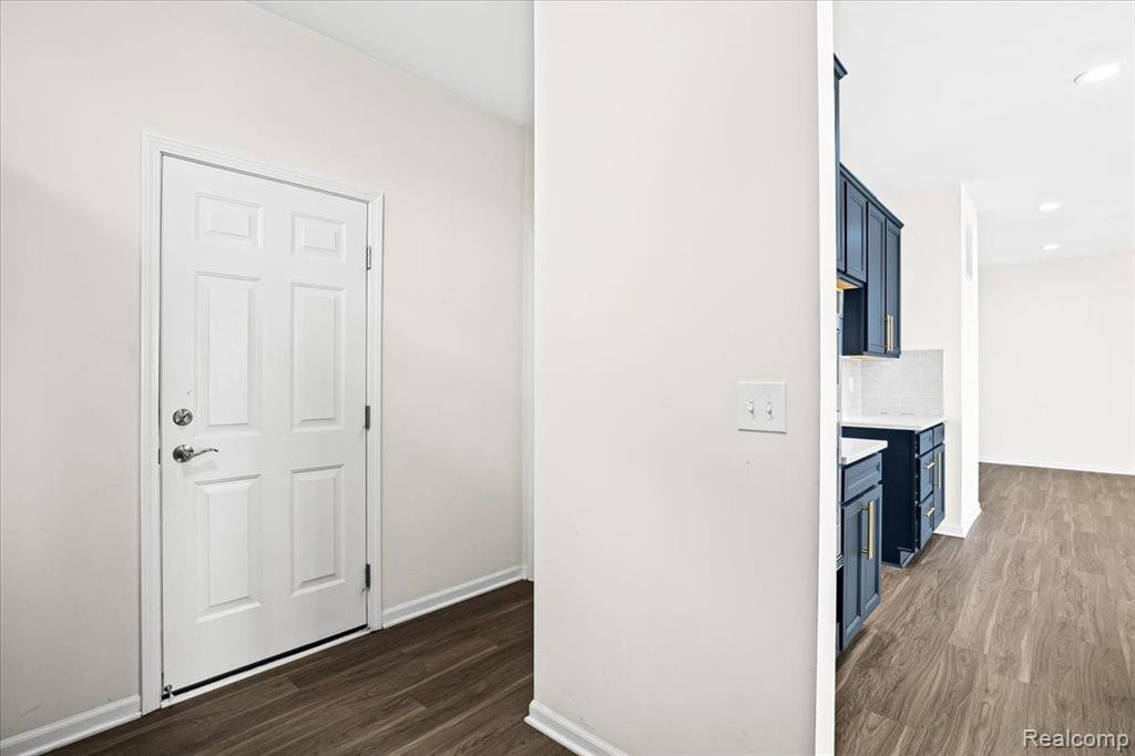 739 Reef Drive, Canton, MI 48187 — Photo 24