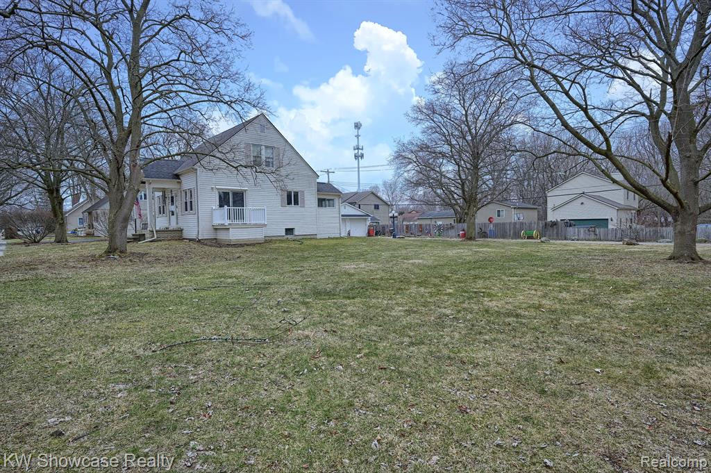 89 CLIVE Avenue, Waterford, MI 48328 — Photo 21