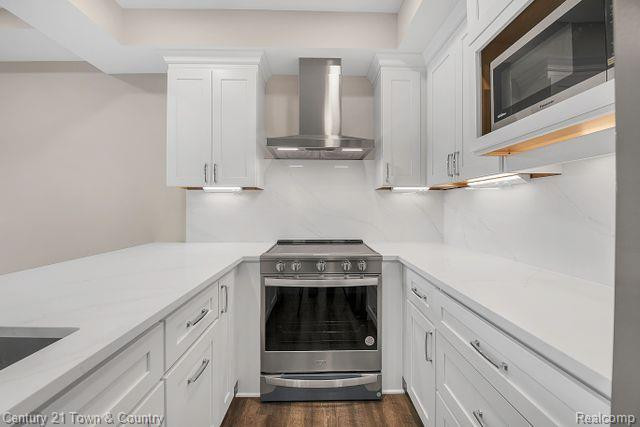 610 LONGPOINTE Drive, Lake Orion, MI 48362 — Photo 47