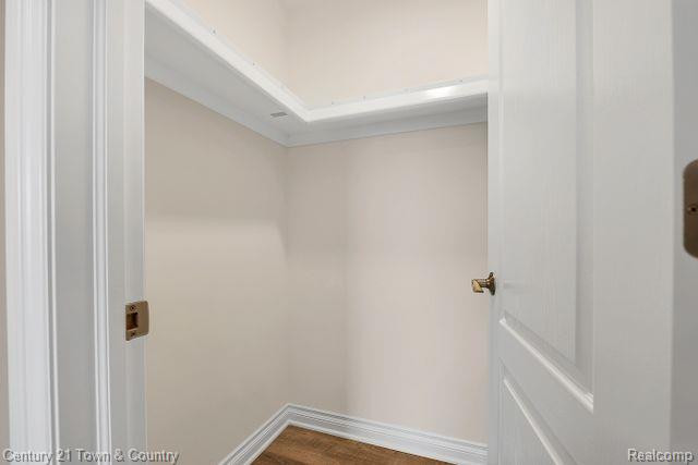 610 LONGPOINTE Drive, Lake Orion, MI 48362 — Photo 53