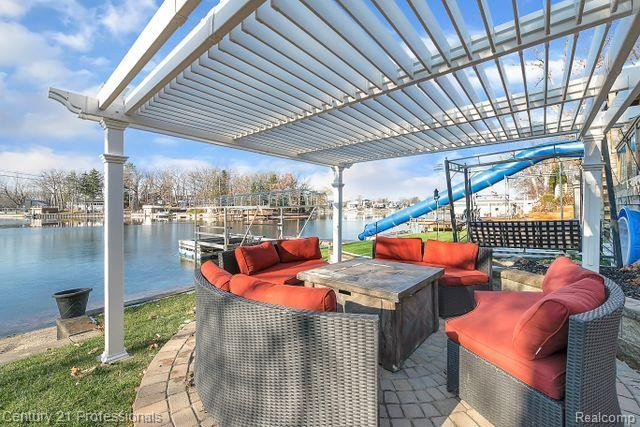 610 LONGPOINTE Drive, Lake Orion, MI 48362 — Photo 68
