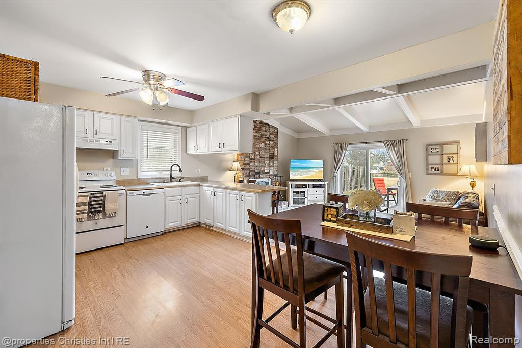 1068 KINGS Court, Canton, MI 48188 — Photo 7