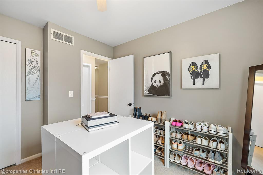 1068 KINGS Court, Canton, MI 48188 — Photo 22