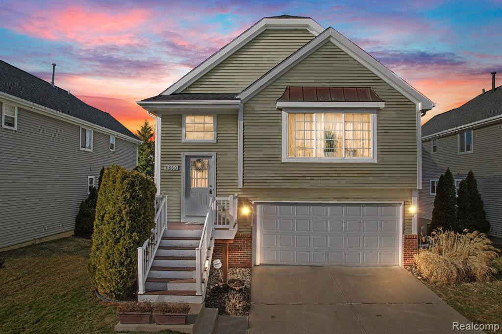 5360 Wild Daisy, Clarkston, MI — front exterior