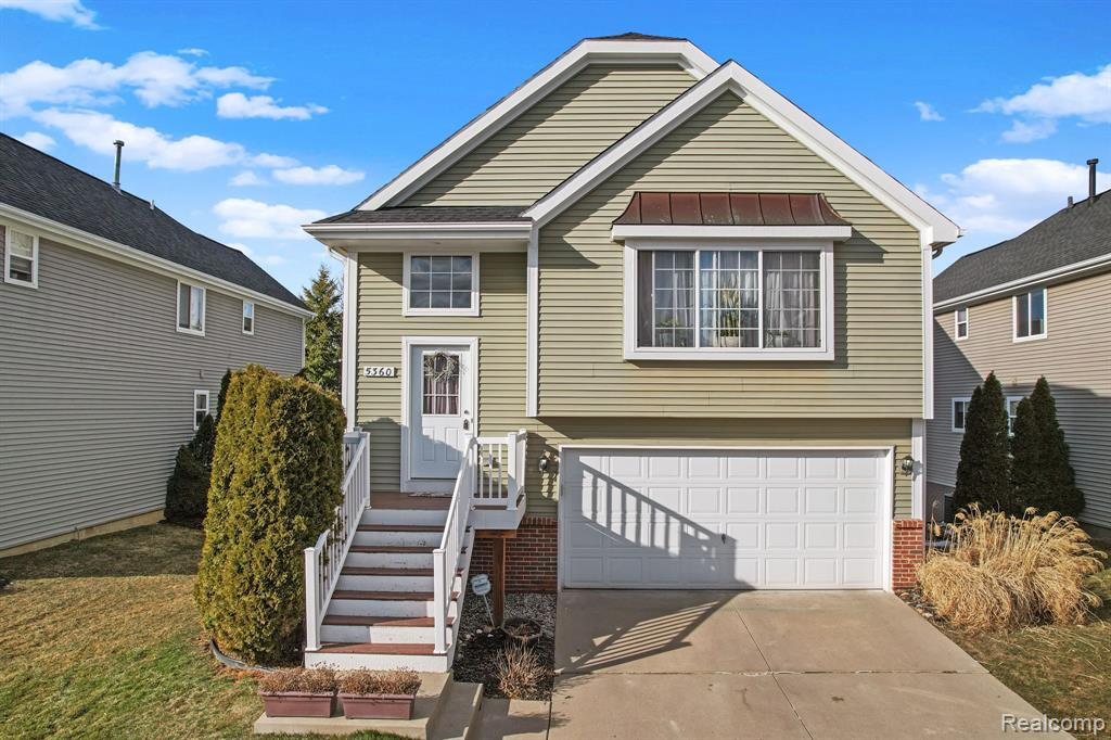 5360 Wild Daisy, Clarkston, MI — Photo 2
