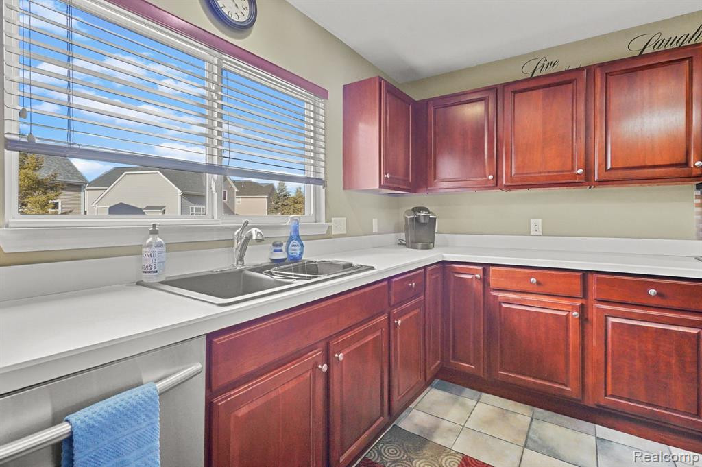 5360 Wild Daisy, Clarkston, MI — Photo 7