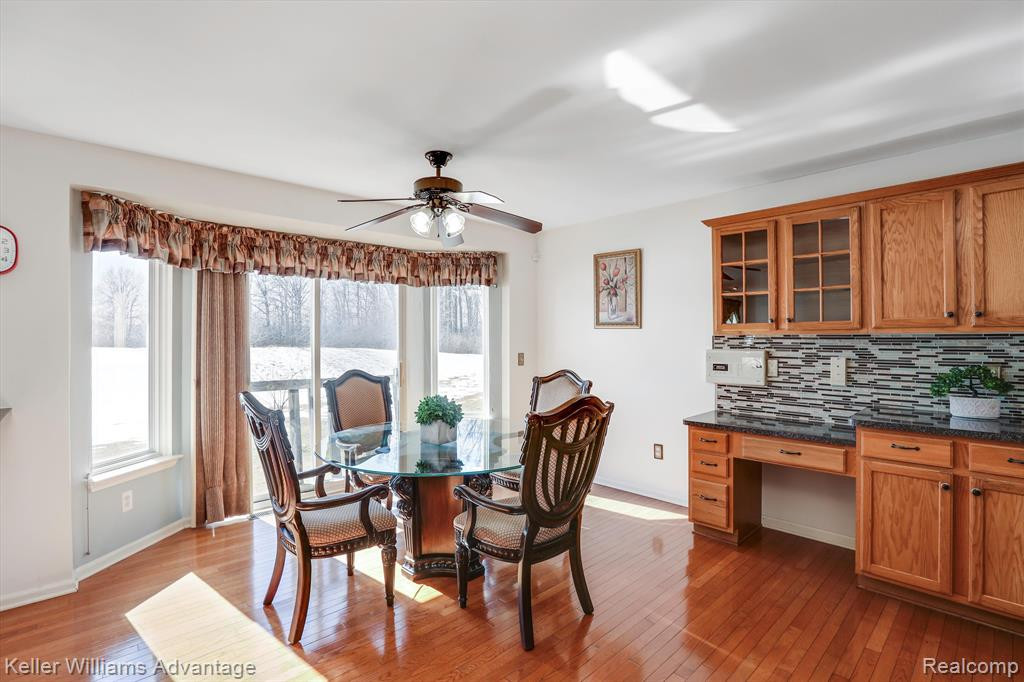 43455 HEATHERFIELD Boulevard, Van Buren, MI 48111 — Photo 2