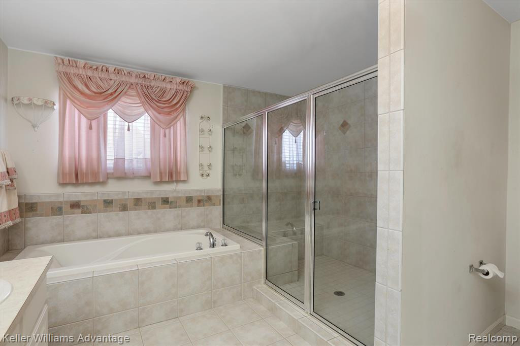 43455 HEATHERFIELD Boulevard, Van Buren, MI 48111 — Photo 18