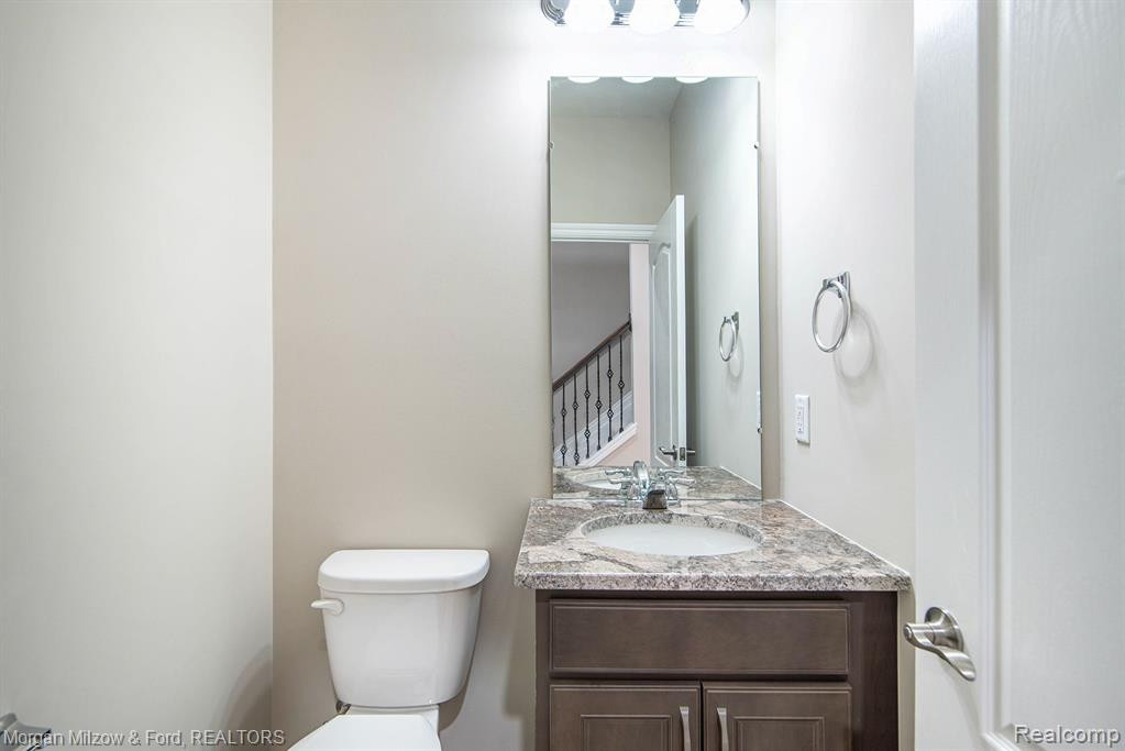 4021 NOTTINGHAM Circle, Clarkston, MI — Photo 4