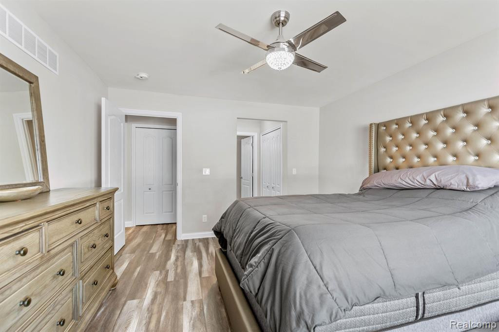 14967 W STONEY BROOKE Drive, Shelby Twp, MI 48315 — Photo 17